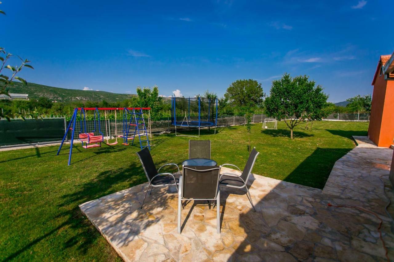 Vacation House Radosic Radosic  Exteriér fotografie